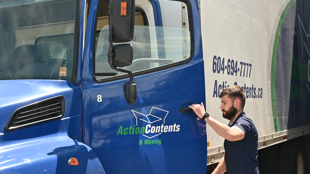 Action Contents & Moving Dave
